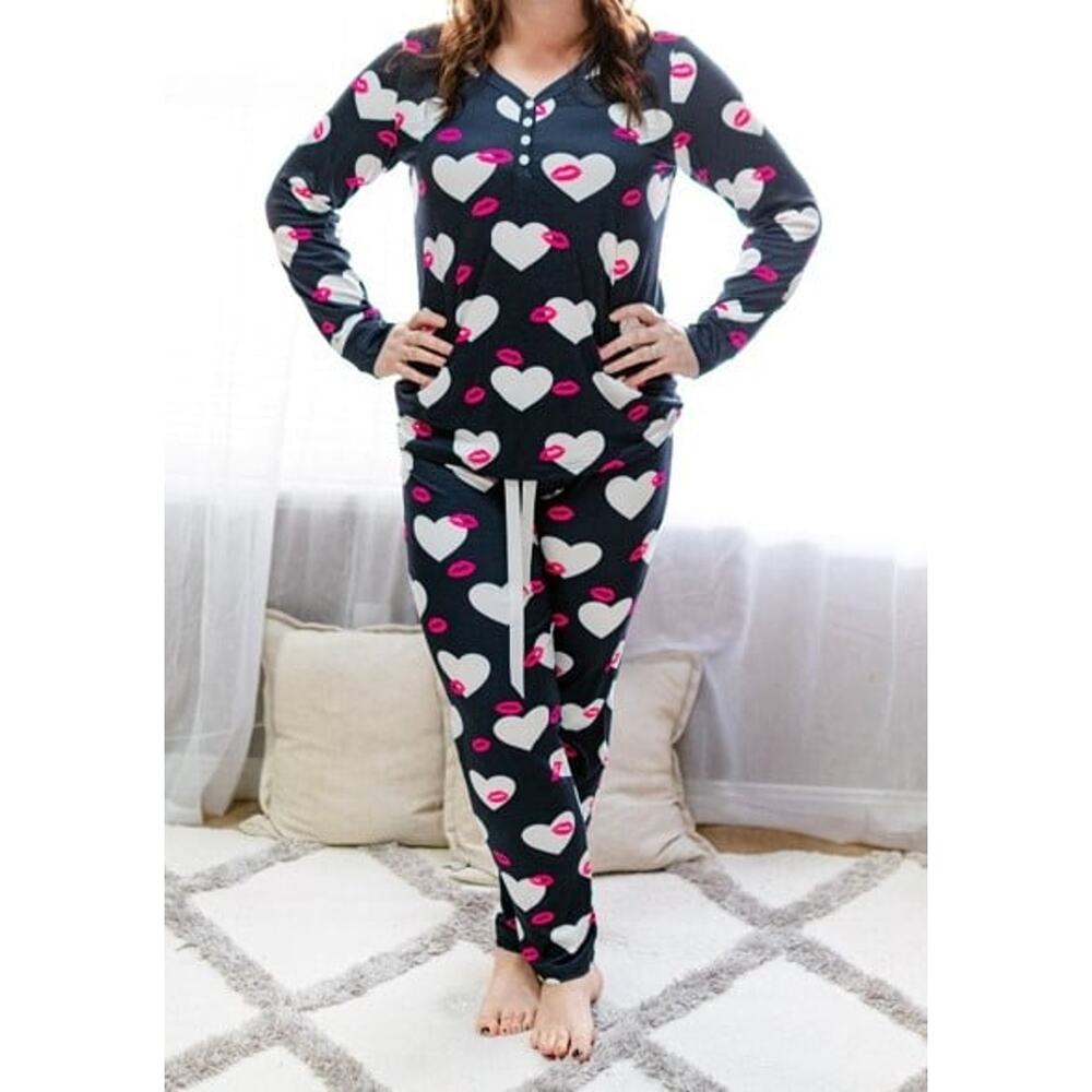 Shirley & Stone Mommy and Me Hearts Kisses Pajama Set Top Joggers Navy Pink NWT